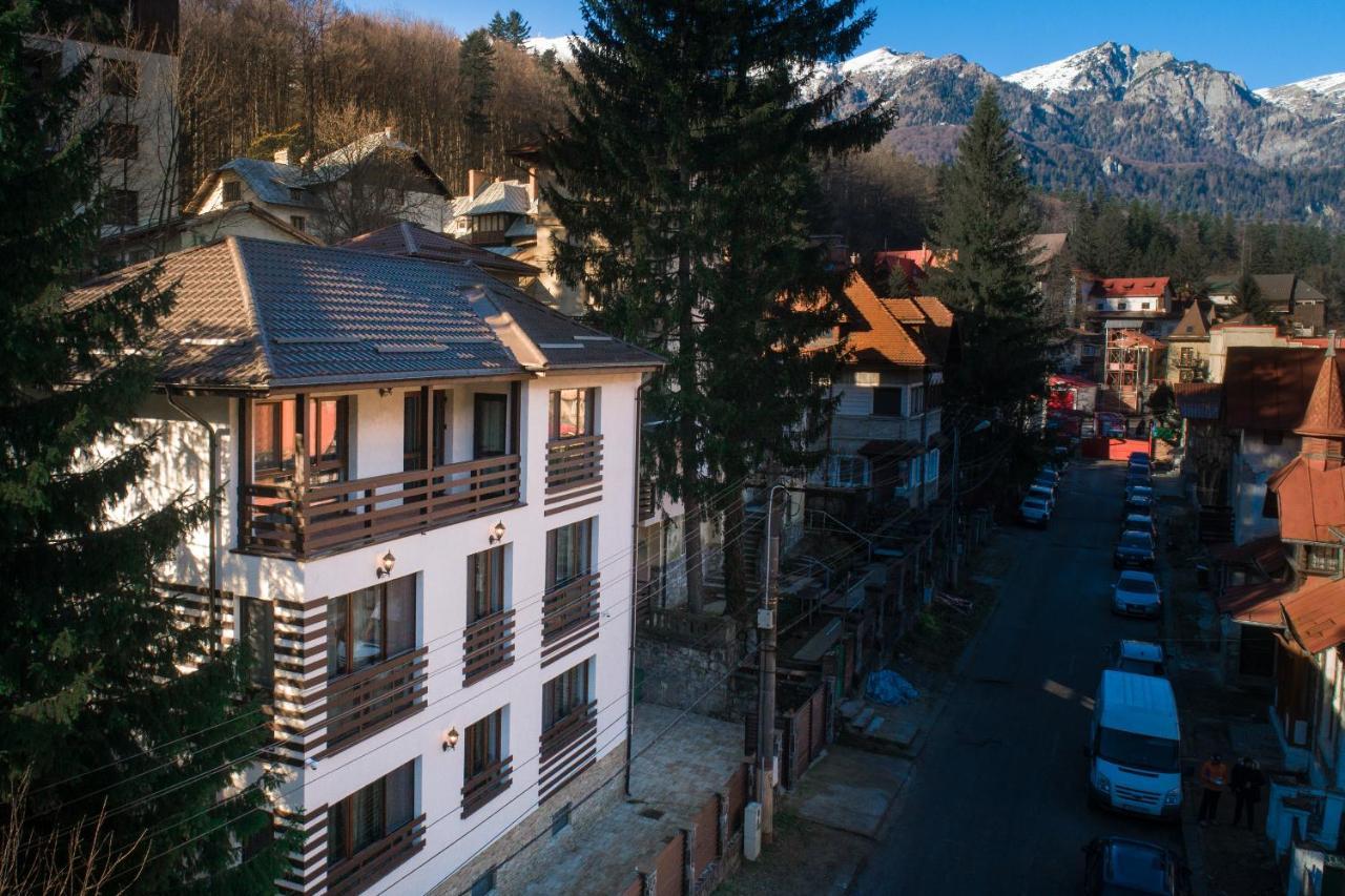 Hotel Imperial Sinaia Exteriér fotografie