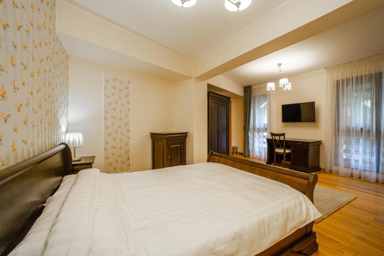 Hotel Imperial Sinaia Exteriér fotografie
