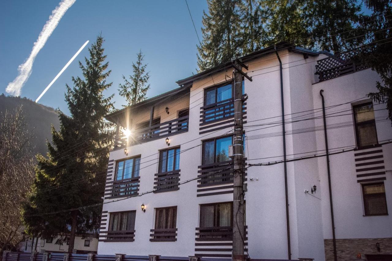 Hotel Imperial Sinaia Exteriér fotografie